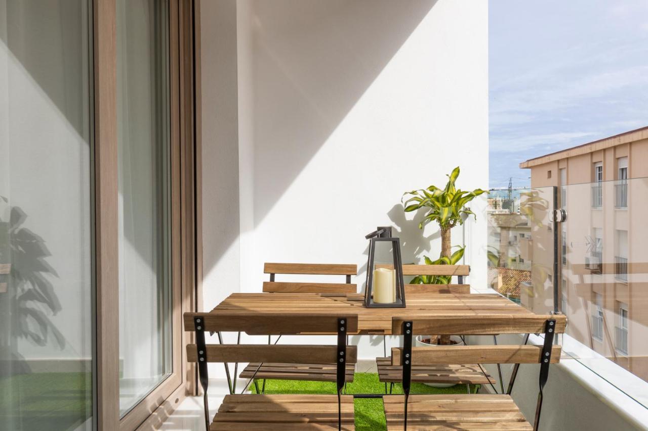 Fabuloso Apartamento Nuevo Con Parking Y Piscina Málaga Dış mekan fotoğraf