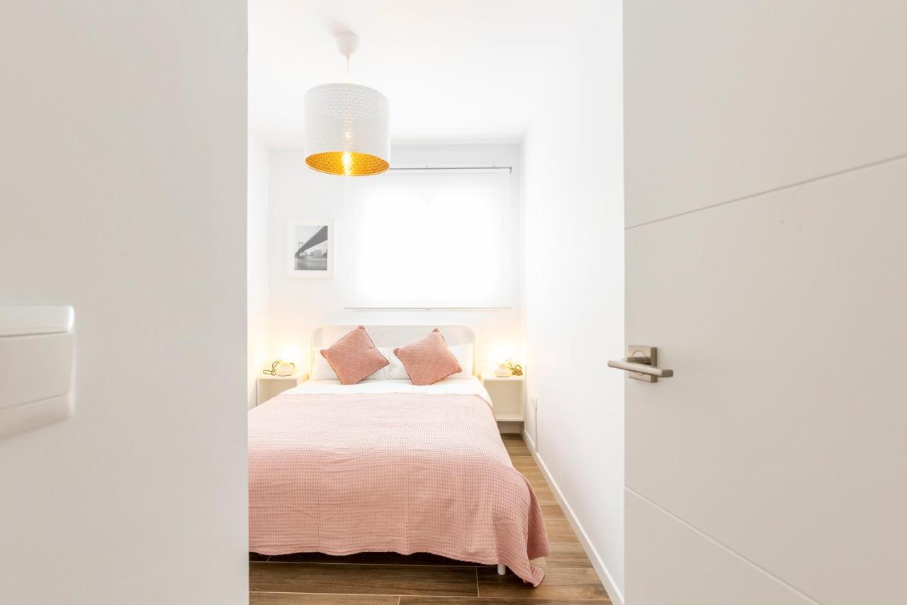 Fabuloso Apartamento Nuevo Con Parking Y Piscina Málaga Dış mekan fotoğraf